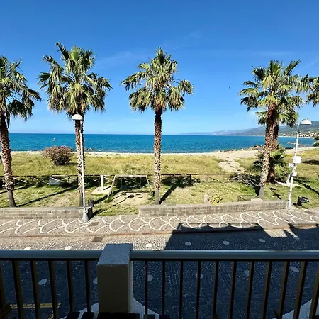 Caroni - Casa Sul Mare Apartment